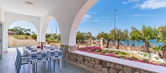 Villa Giusy by BarbarHouse