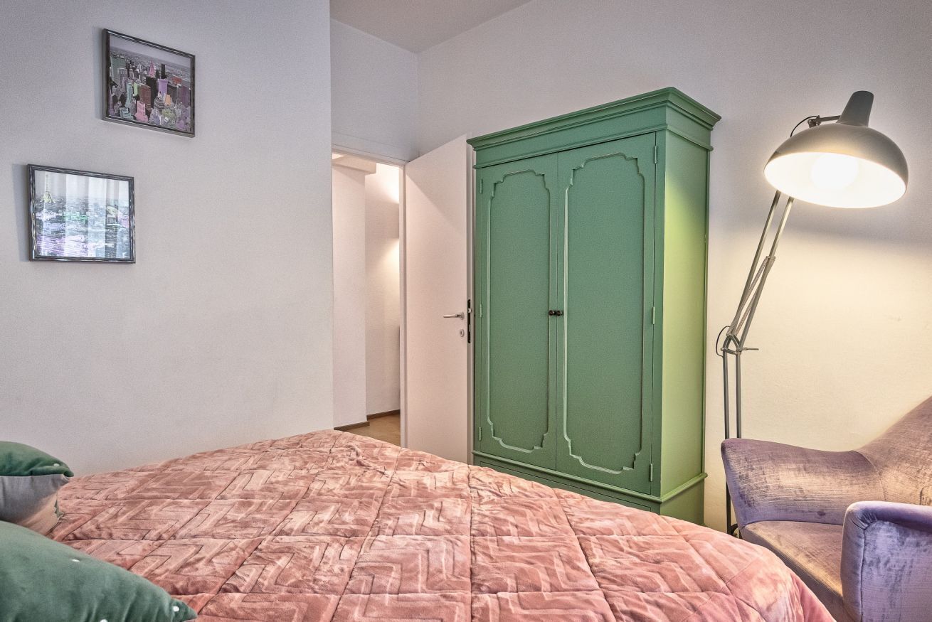 2 chambres, fer et planche à repasser, Wi-Fi, draps fournis