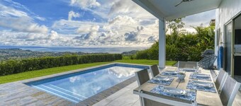 Modern-Pool-Ocean views-Gated-Ojochal-3 suites