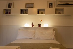 1 habitación, wifi y ropa de cama