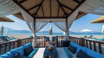 Private beach, beach cabanas, sun loungers, beach umbrellas