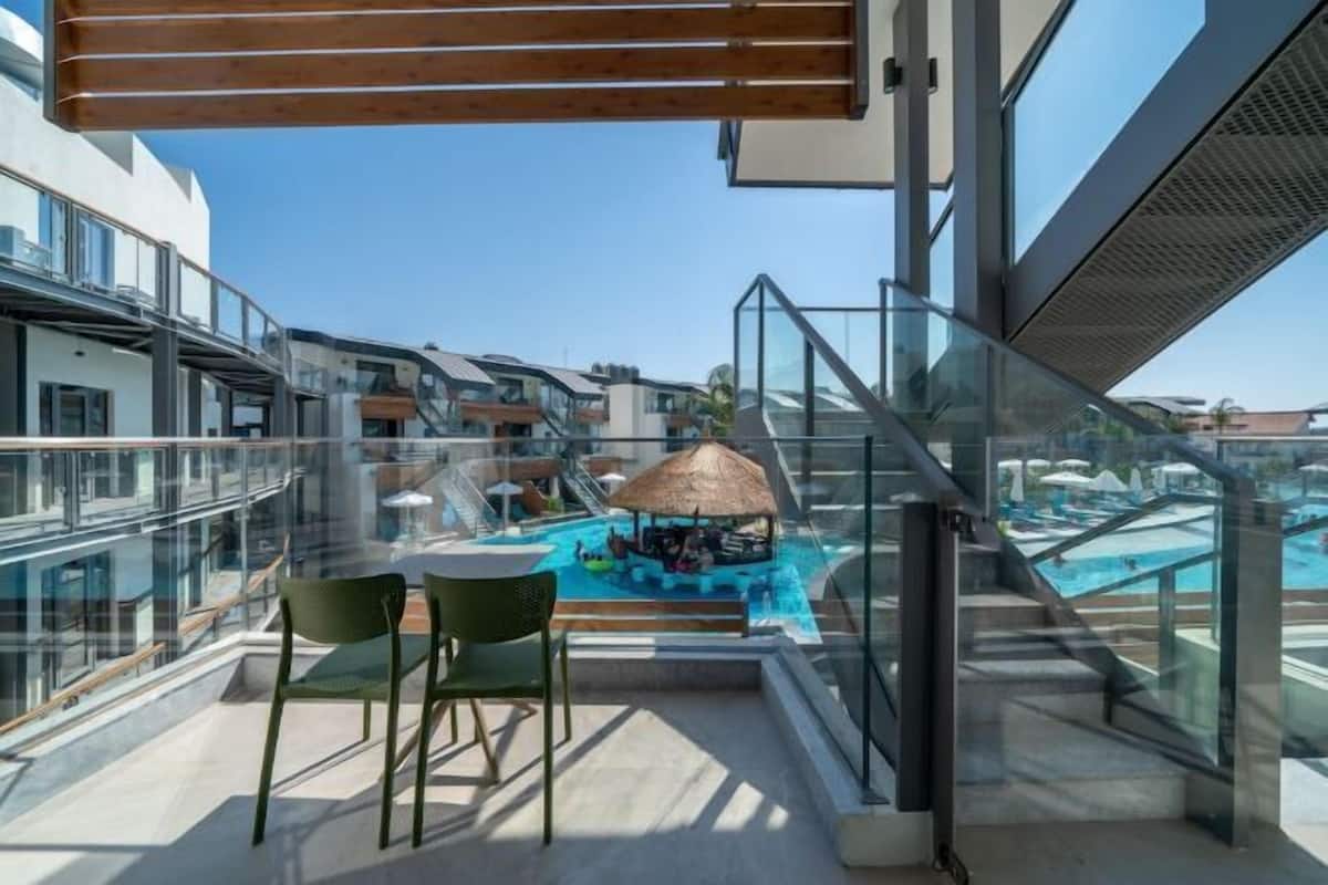 Pool | Indoor pool, 13 outdoor pools, pool umbrellas, sun loungers