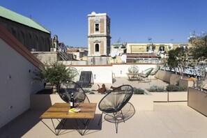 Outdoor dining - Schiara - magnificent neapolitan terrace, Riti (Napoli)