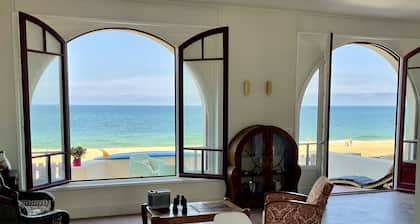 Villa Art Deco facing the Ocean - 8 rooms