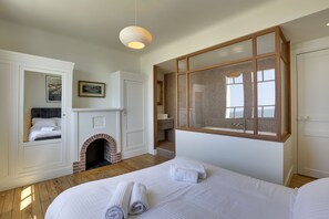 8 habitaciones, tabla de planchar con plancha y wifi gratis 