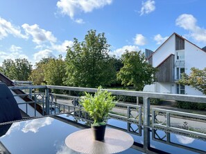 Property grounds - Die Ferienwohnung Luisa/03 ist Eine 3-zimmer-wohnung für bis zu 5 Personen (Ostseebad Boltenhagen)