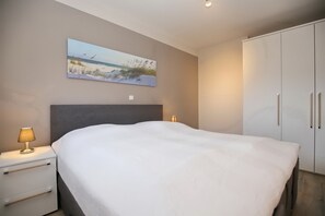 2 Schlafzimmer, Bügeleisen/Bügelbrett, Reisekinderbett, kostenloses WLAN