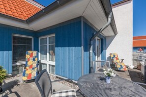 تناول الطعام بالخارج