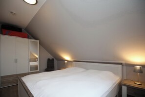 3 Schlafzimmer, Reisekinderbett, kostenloses WLAN