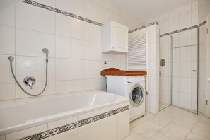 Dusche, Bidet