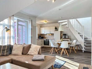 Fernseher, Stereoanlage