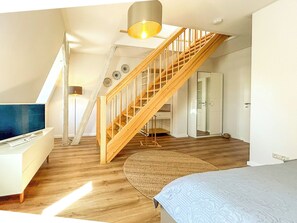 2 bedrooms, desk, travel crib, free WiFi - Landidyll Wohnung 01 in Elmenhorst (Elmenhorst)