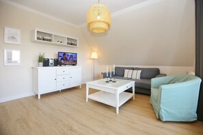 Fernseher, Stereoanlage