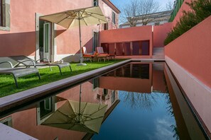Outdoor pool - Rosegarden Essence Sintra (Sintra)