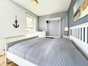 2 bedrooms, travel crib, free WiFi - Dünenblick Wohnung 40 (Ostseebad Boltenhagen)