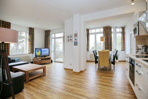 TV, DVD player, stereo