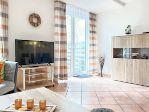 Fernseher, Stereoanlage