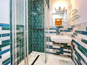 Dusche, Haartrockner