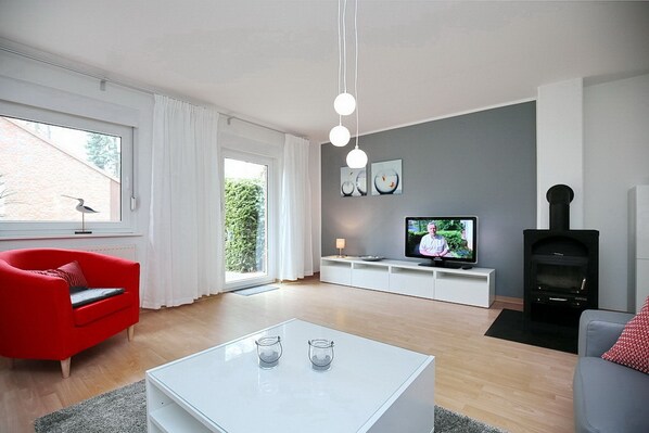 TV, fireplace, stereo - Urlauberdorf Wohnung 21b (Ostseebad Boltenhagen)