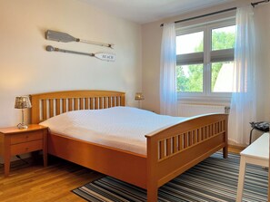 2 bedrooms, free WiFi