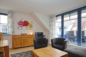 Fernseher, Stereoanlage