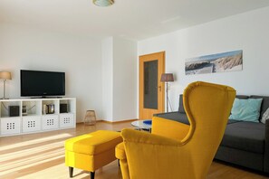 Fernseher, Stereoanlage