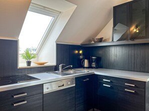 Kühlschrank, Ofen, Herdplatte, Geschirrspüler