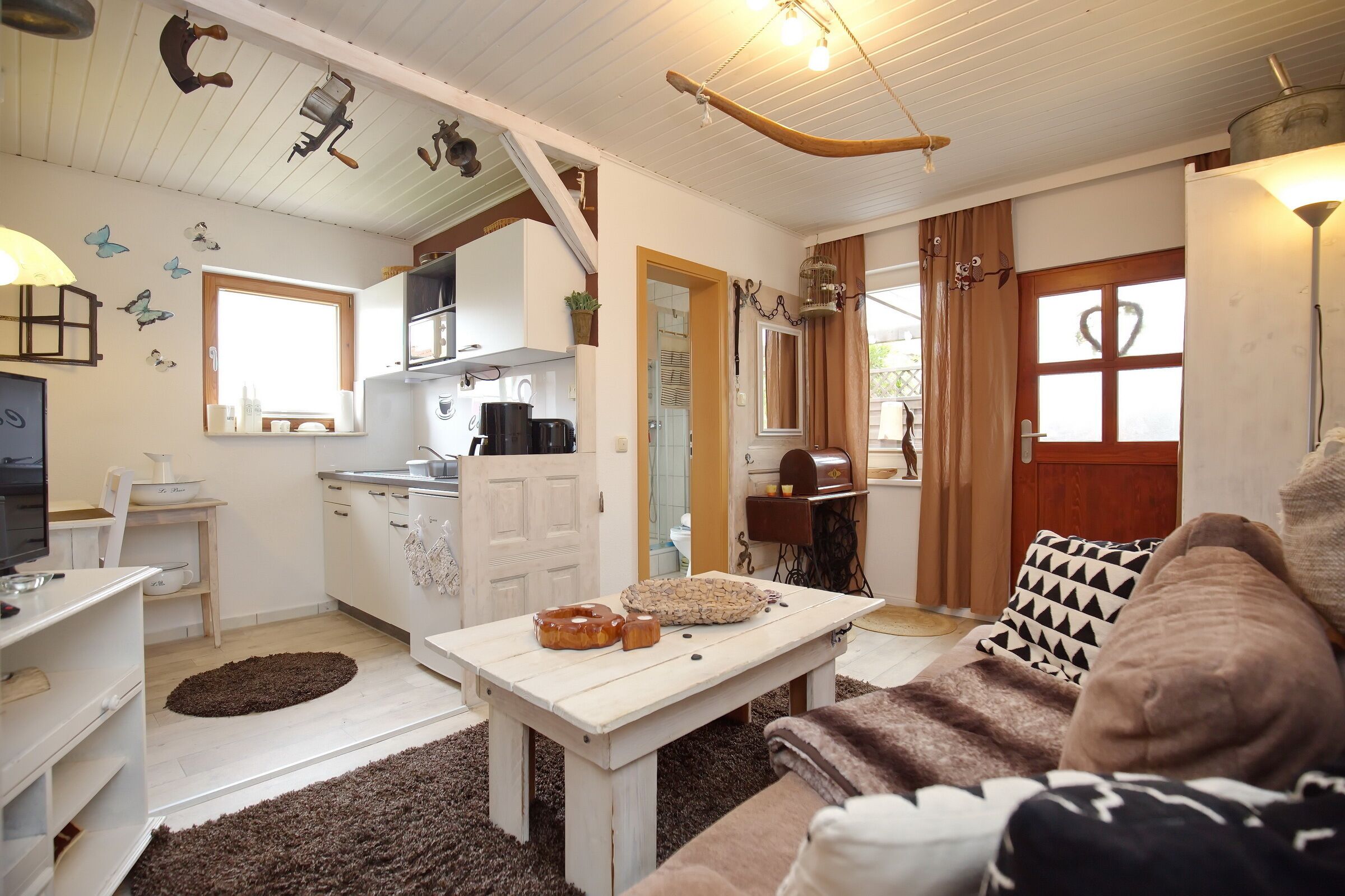 Fernseher, Stereoanlage