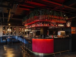 Bar (en la propiedad)