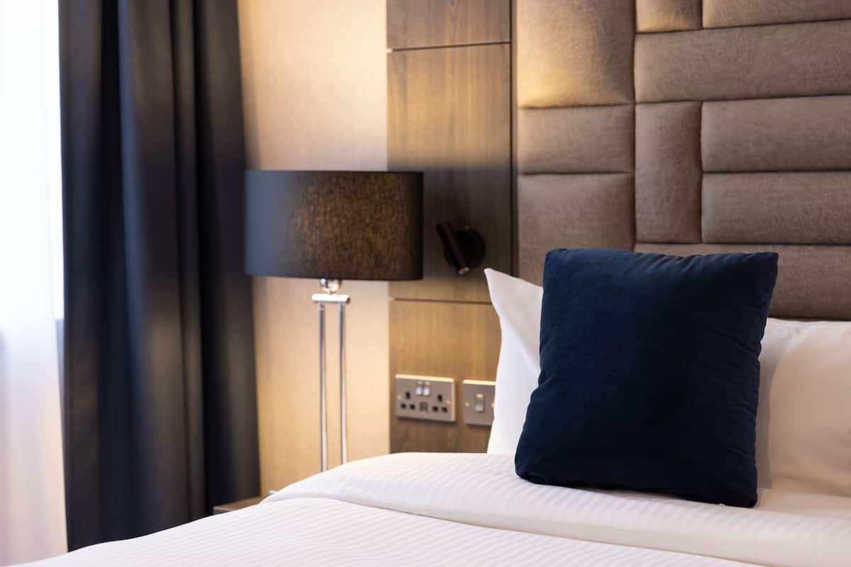 standard room | 1 bedroom, egyptian cotton sheets, premium bedding, down duvets