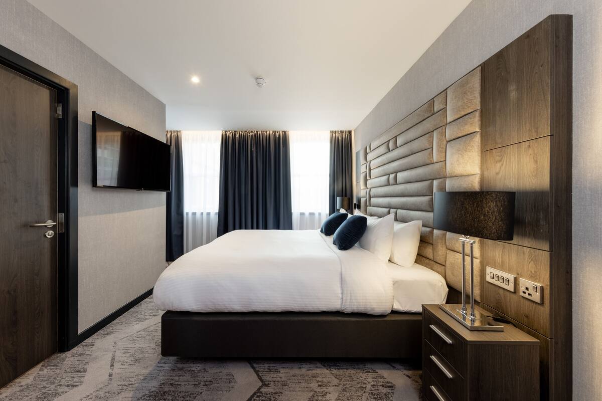 standard room | 1 bedroom, egyptian cotton sheets, premium bedding, down duvets