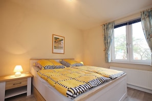 2 Schlafzimmer, Reisekinderbett, kostenloses WLAN