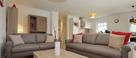 Télévision, lecteur de DVD, chaîne hi-fi