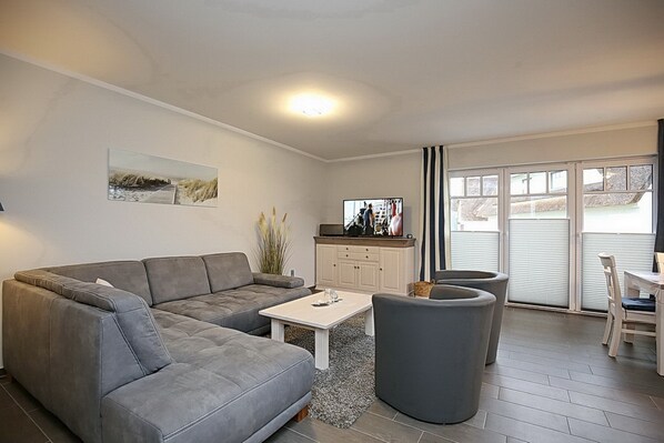 TV, DVD player, stereo