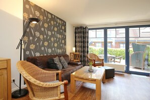 Fernseher, Stereoanlage