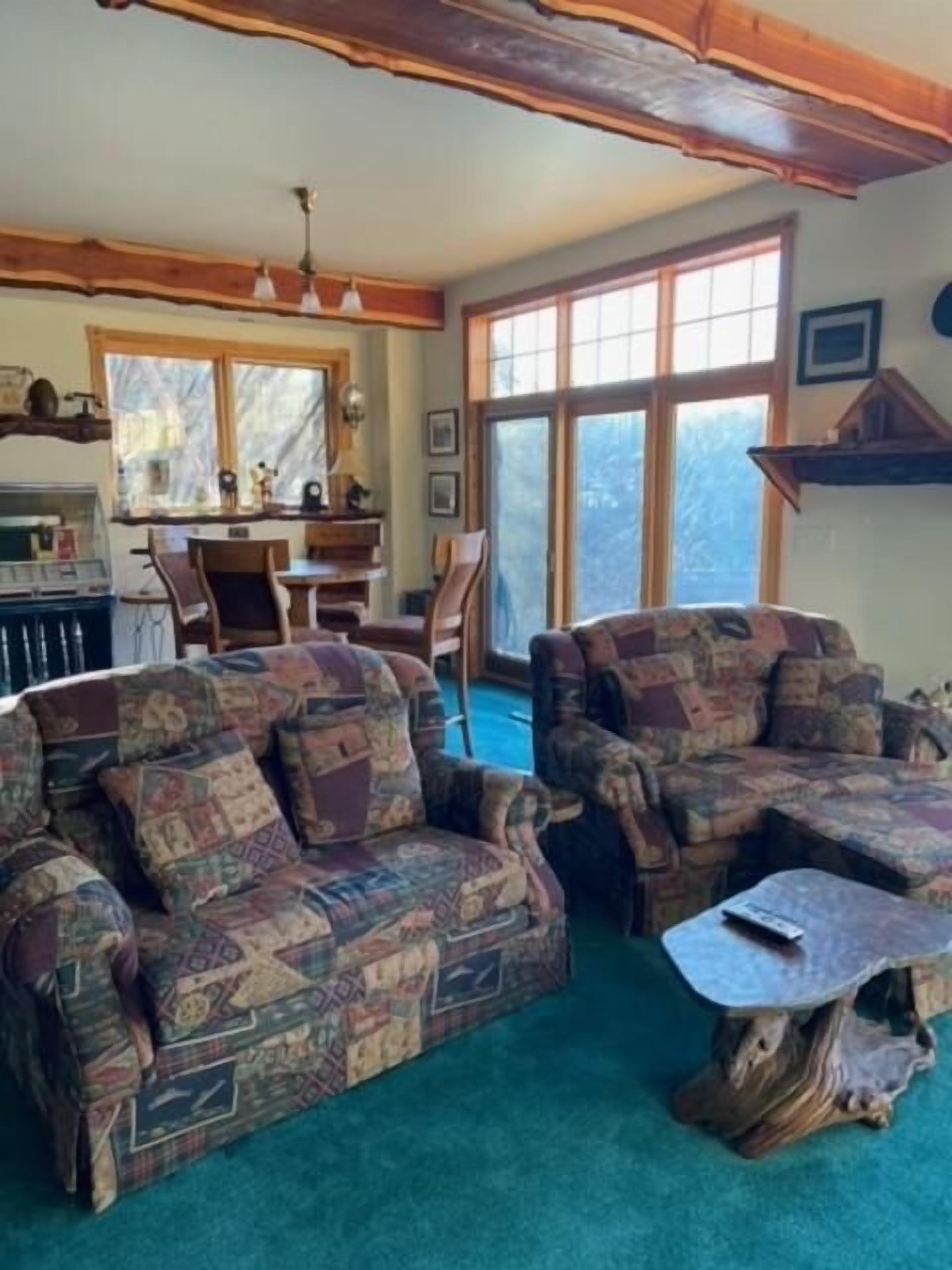 Loft on Bigfork Bay - 2 Bed, 2 Bath with Full Kitchen