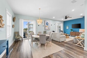 Smart TV, books - A Modern Coastal Retreat Steps from the Gulf (Cape San Blas)