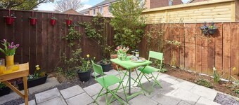 Host & Stay | Beatrice Little Duckling