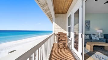 Condo, 1 Bedroom | Property grounds
