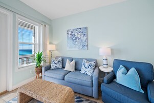 Condo, 1 quarto | Área de estar | TV