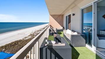 Condo, 3 Bedrooms | Balcony