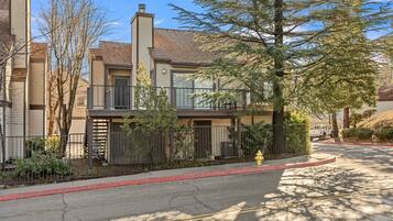 Condo, 1 Bedroom | Exterior