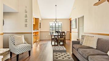 Kondominium, 1 kamar tidur | Area keluarga