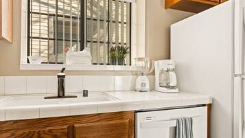 Kondominium, 1 kamar tidur | Kamar mandi | Handuk