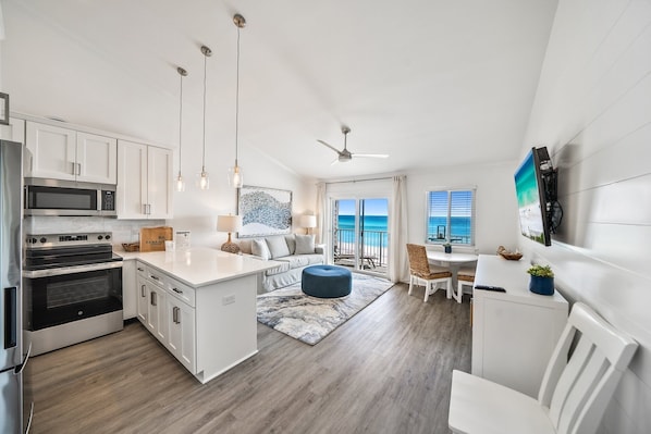 Condo, 1 Bedroom | Interior