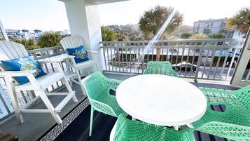 Condo, 1 Bedroom | Outdoor dining