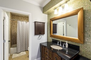 Combined shower/bathtub, hair dryer, towels, soap