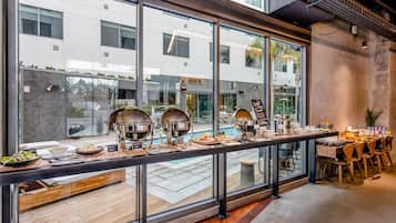 Daily cooked-to-order breakfast for a fee