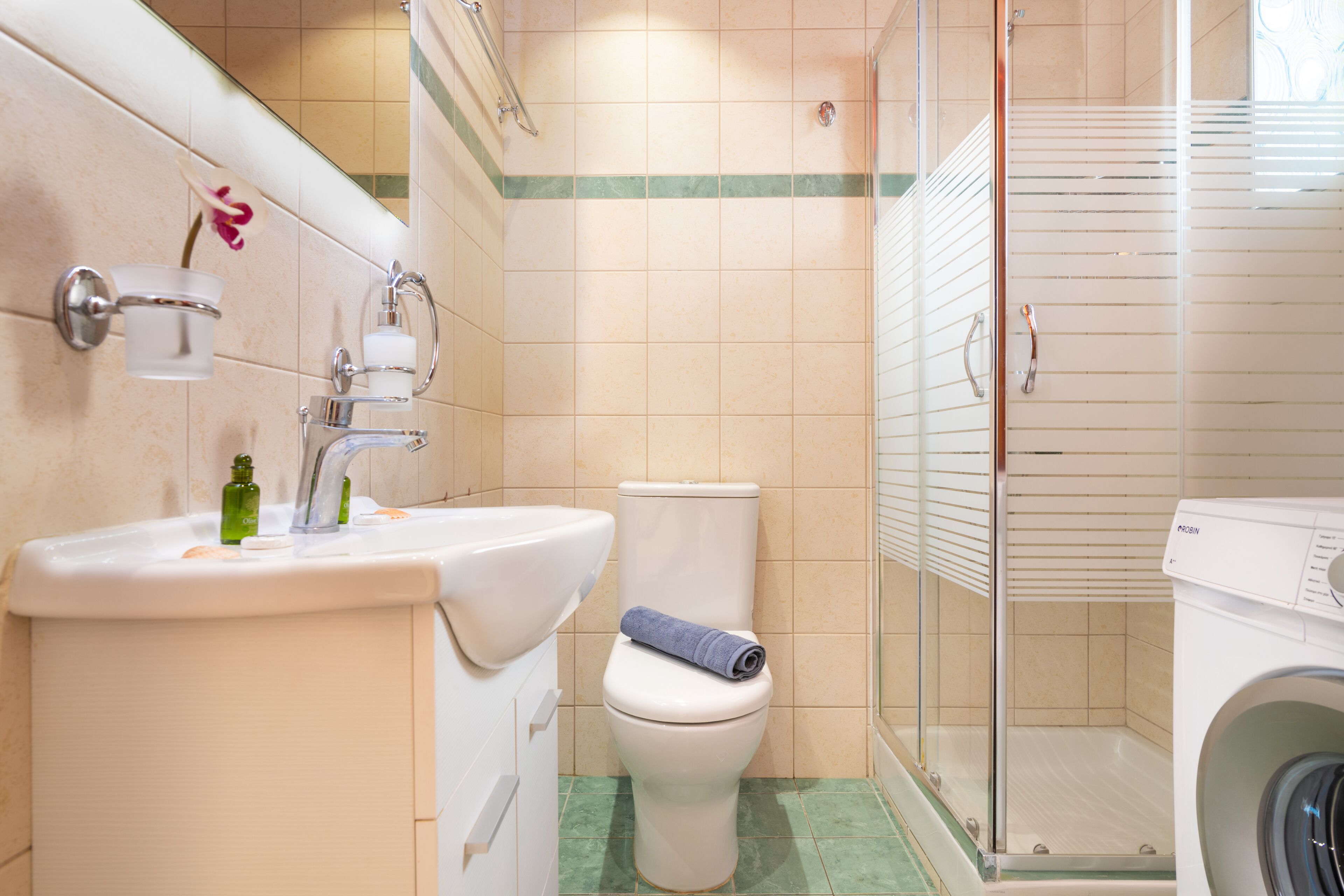 Sosos 2 Bedroom House