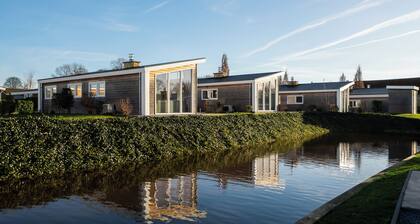 Biebosch - Two Bedroom Resort, Sleeps 4